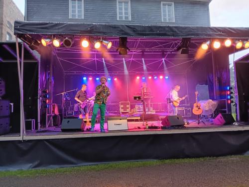 Tünnes Delüxe- live 2023