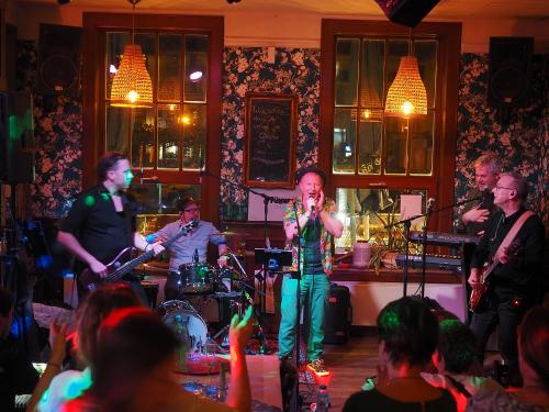 Tünnes Delüxe - live 2024