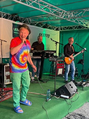 Tünnes Delüxe - live 2024