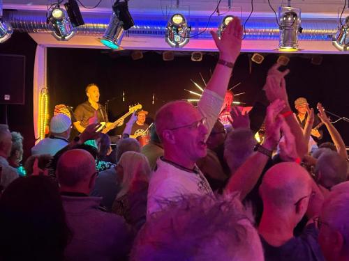 Tünnes Delüxe - live 2024