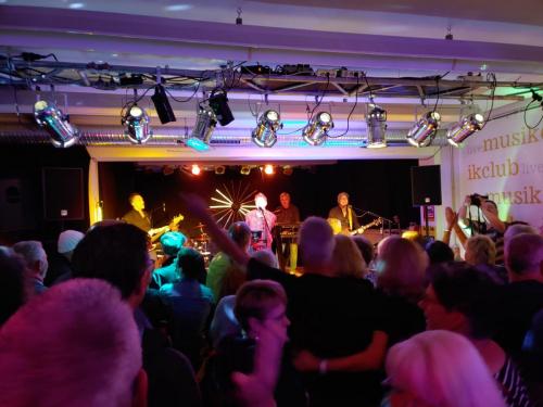 Tünnes Delüxe - live 2024