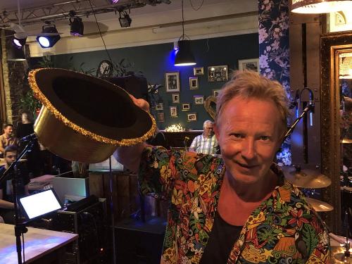 Tünnes Delüxe - live 2023