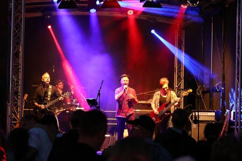 Tünnes Delüxe - live 2022