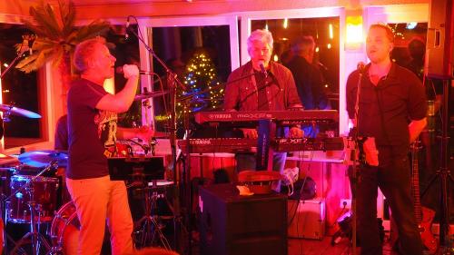 Tünnes Delüxe - live 2023