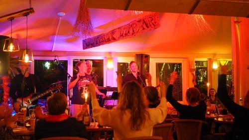 Tünnes Delüxe - live 2023