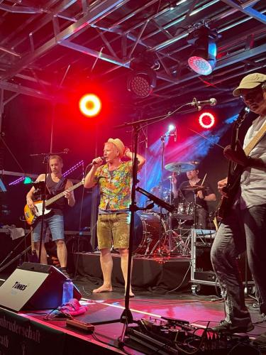 Tünnes Delüxe - live 2024