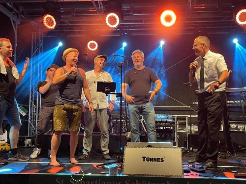 Tünnes Delüxe - live 2024